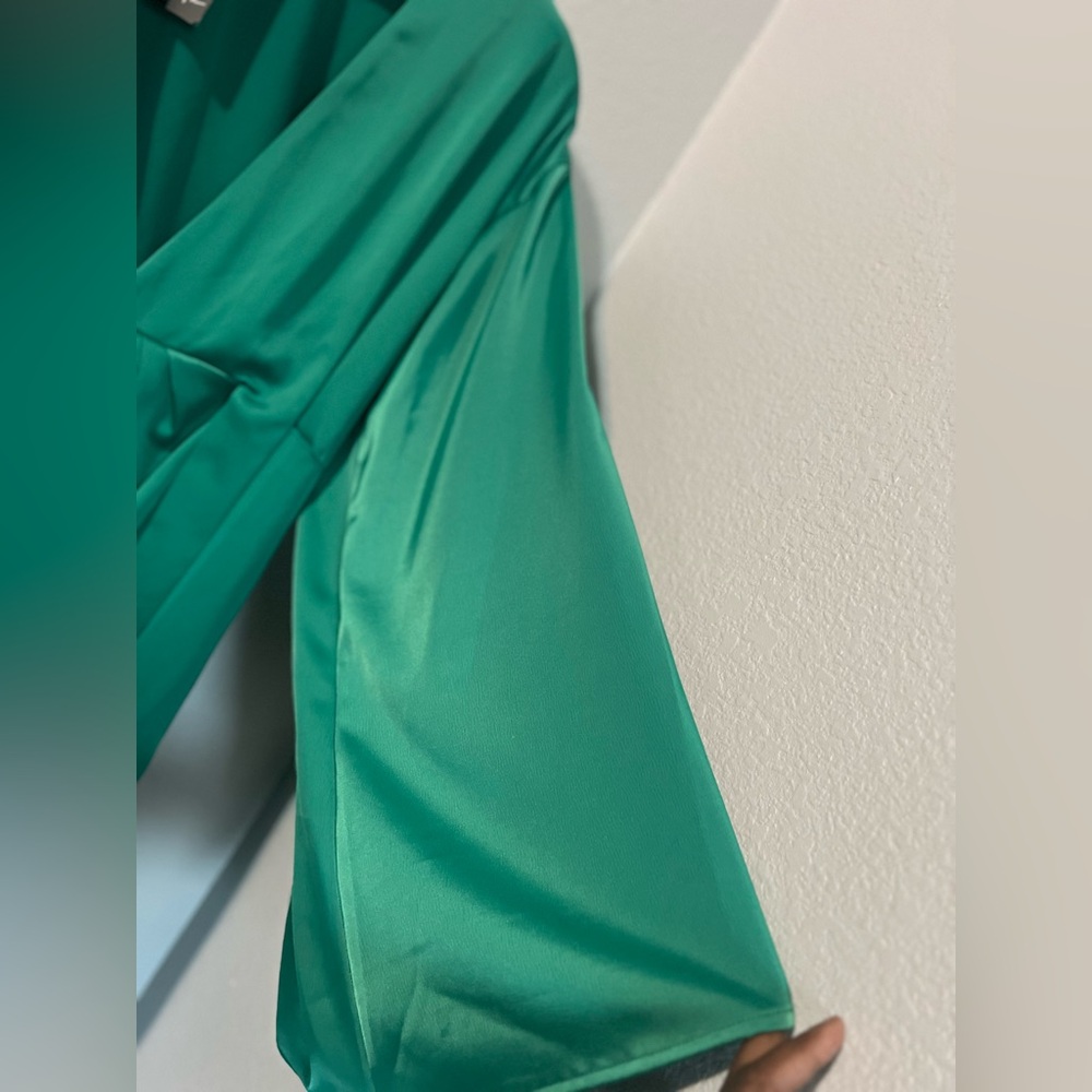 Nasty Gal Plus Satin deep V Tie Front Mini Kimono Dress Green US 14 NWT - Picture 5 of 12